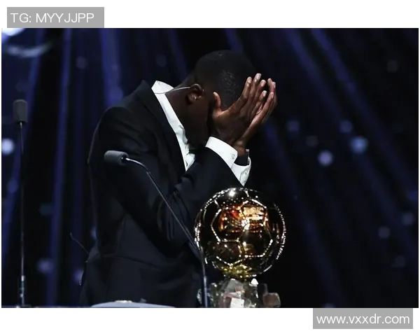 登贝莱在法甲赛场精彩破门助力球队再创佳绩 登贝莱在法甲赛场精彩破门助力球队再创佳绩